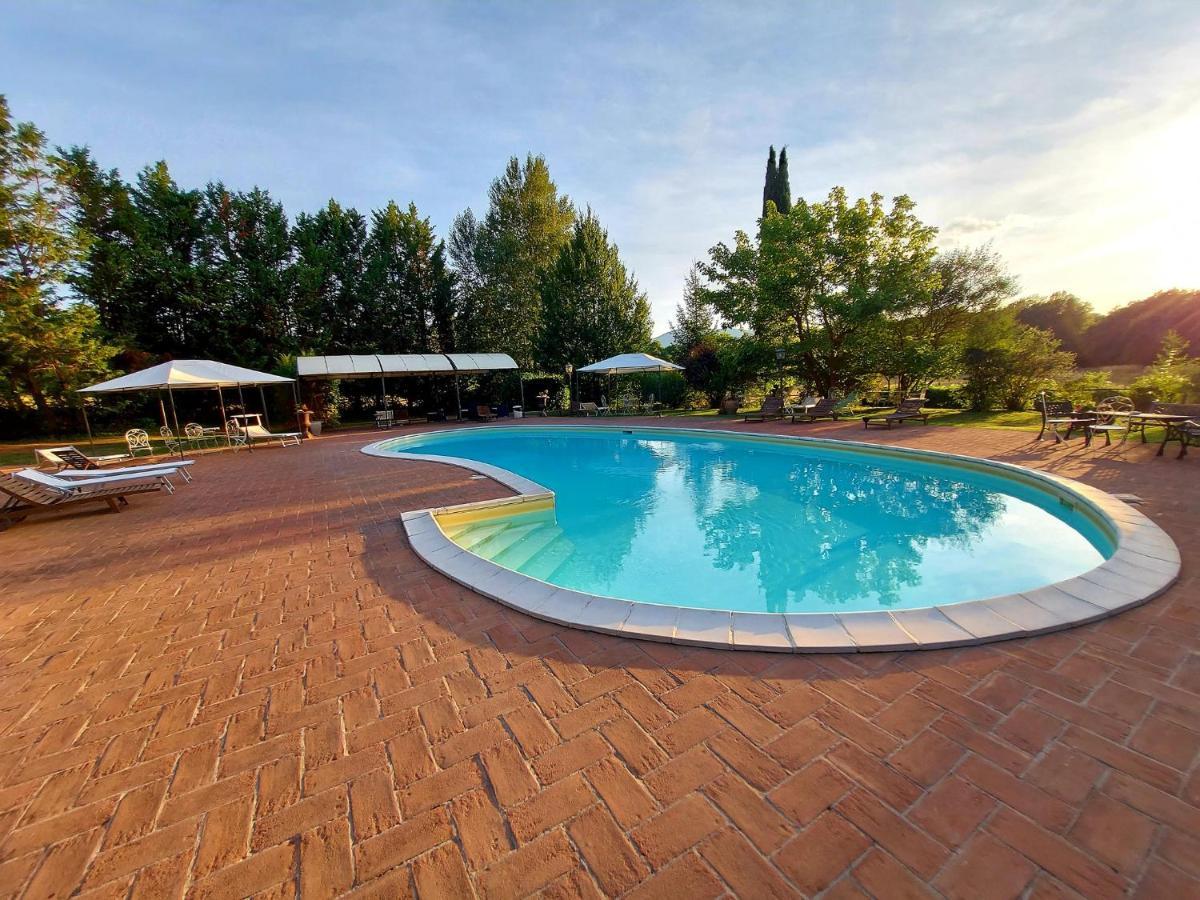 Country Hotel Poggiomanente Umbertide Exterior photo
