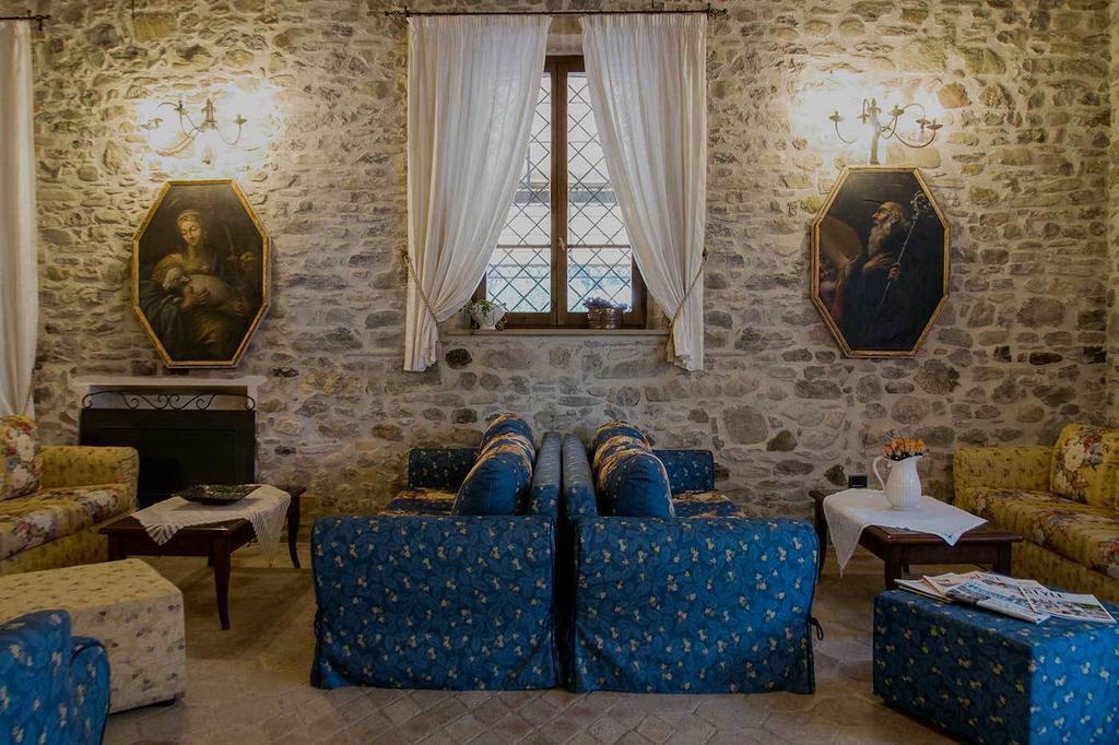 Country Hotel Poggiomanente Umbertide Exterior photo