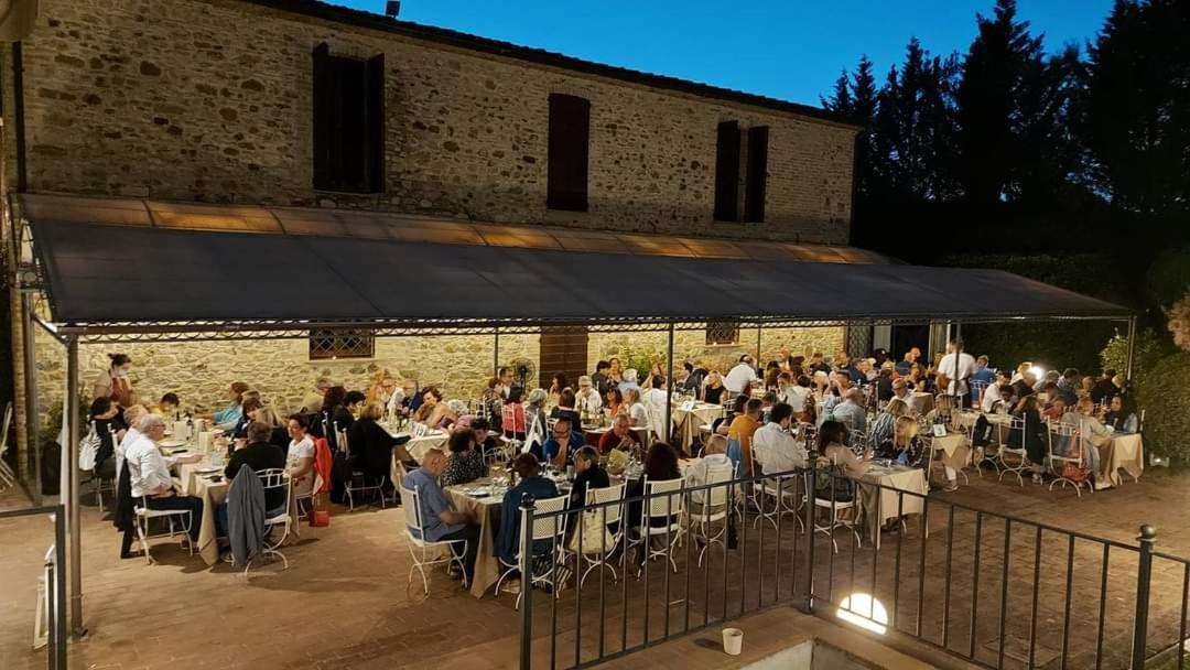 Country Hotel Poggiomanente Umbertide Exterior photo