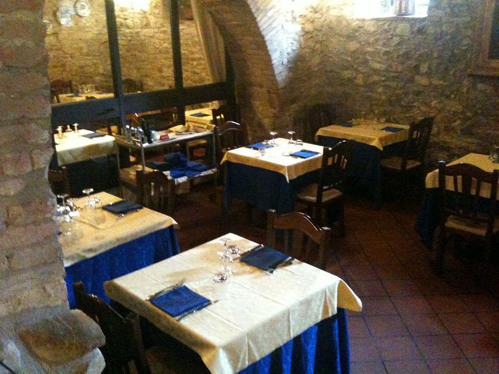 Country Hotel Poggiomanente Umbertide Exterior photo