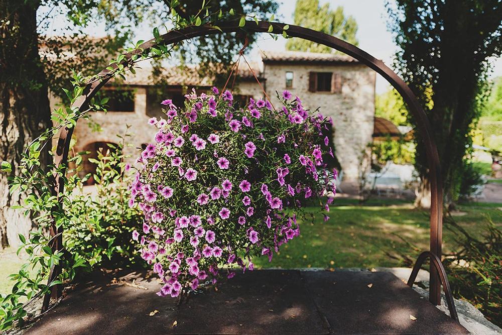Country Hotel Poggiomanente Umbertide Exterior photo
